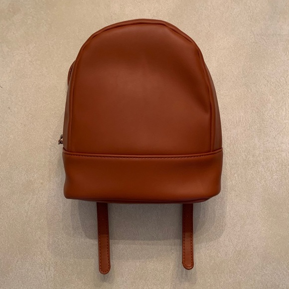 forever 21 // golden brown // mini backpack - Picture 4 of 5